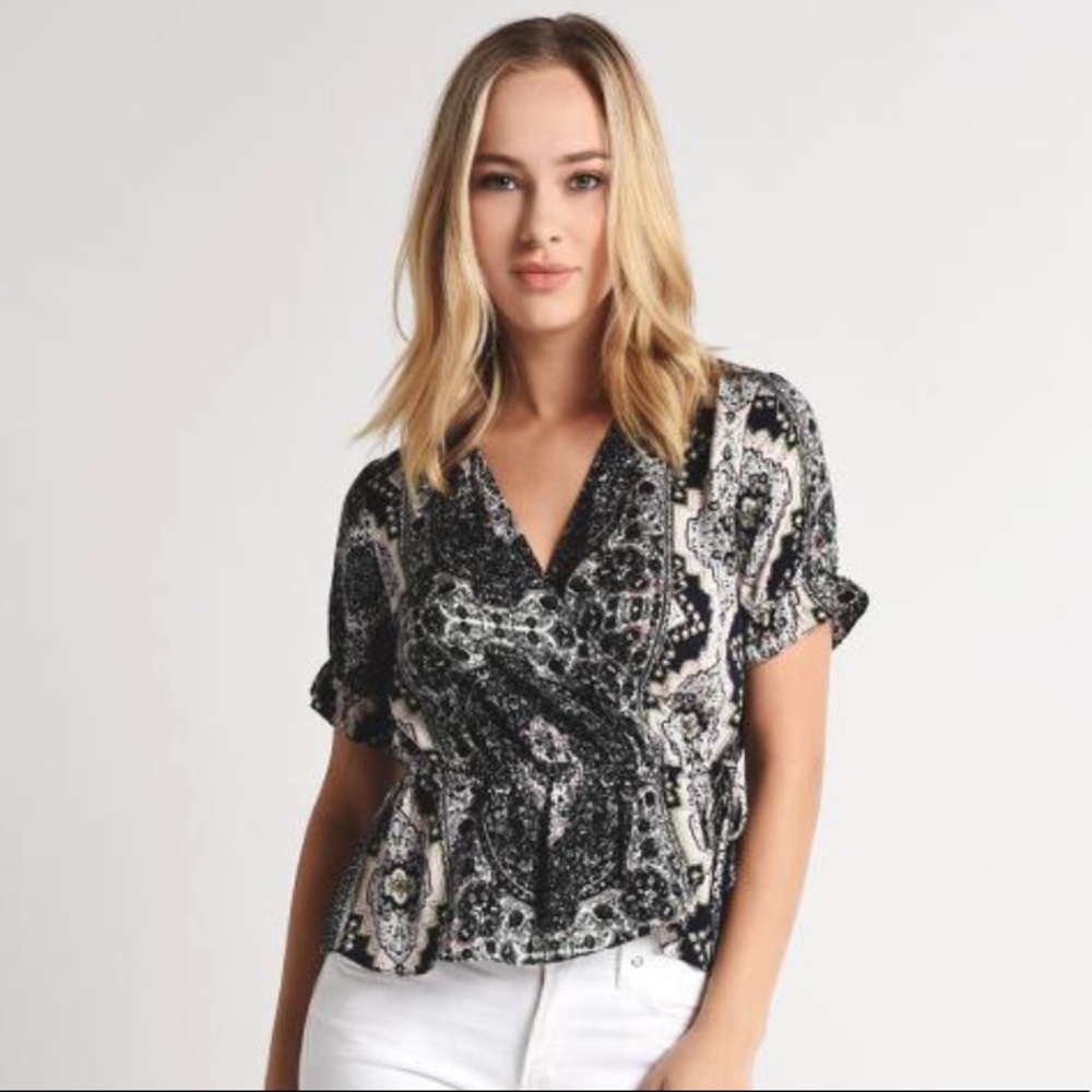 Cupcakes and Cashmere Kabrina Wrap top